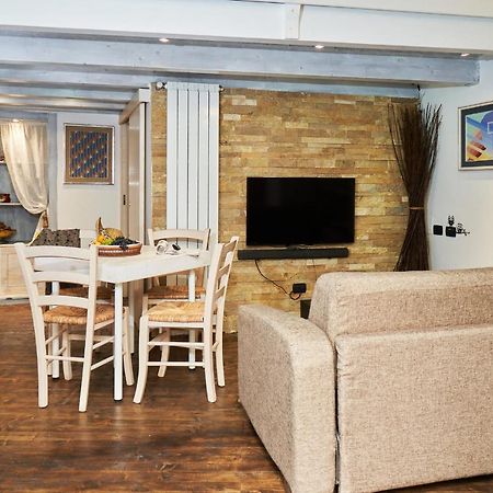 B&B Isola Dello Stampatore Lecce Dış mekan fotoğraf